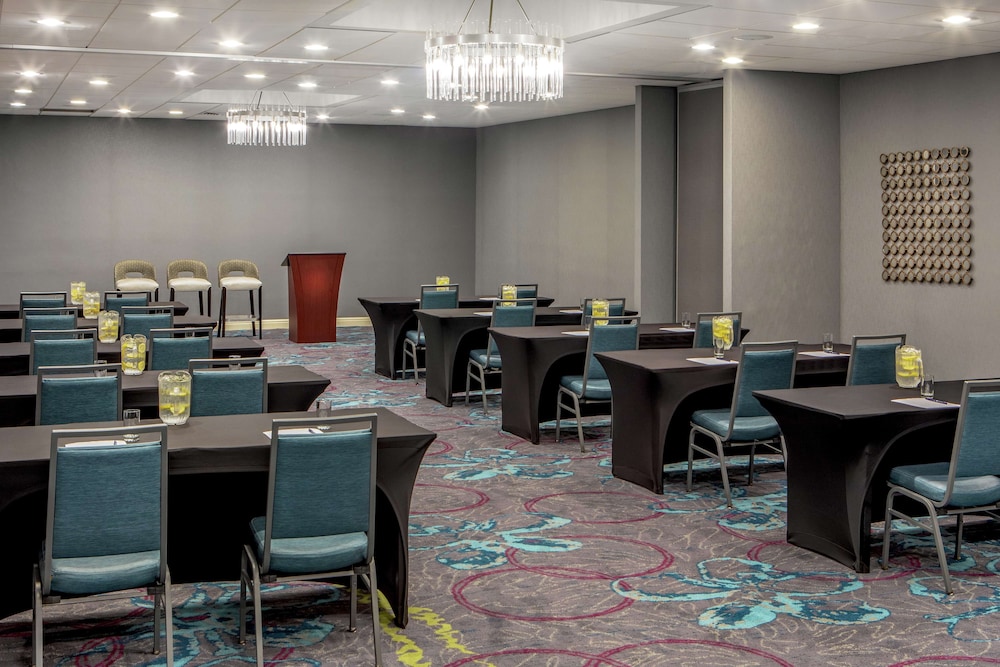 Doubletree Hotel Columbia - photo 40