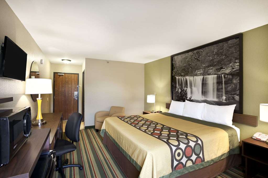 Super 8 by Wyndham Tuscola - photo 11