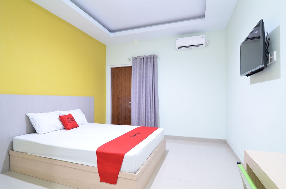 Reddoorz Near Museum Keraton Surakarta — Surakarta
