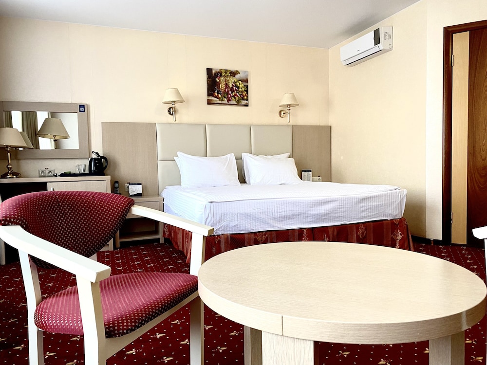 Amaks City Hotel — hotel in Krasnoyarsk