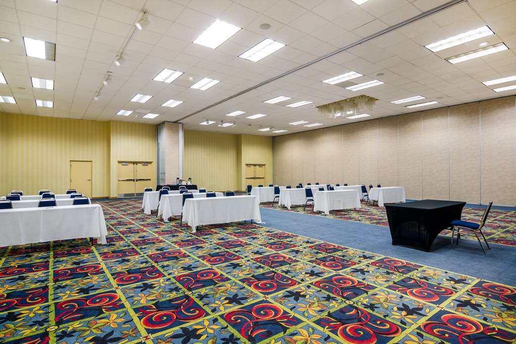 Red Lion Hotel & Conference Center Cheyenne - photo 40