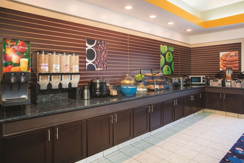 Spark by Hilton Kingsland - photo 25