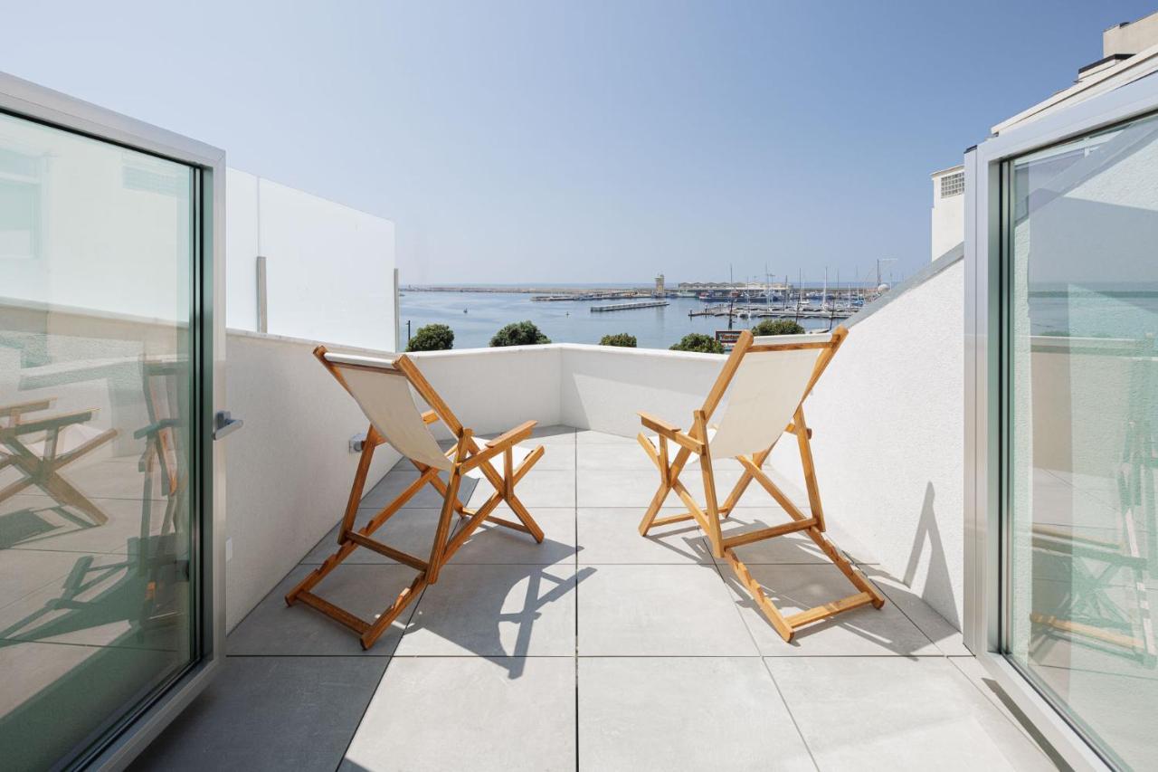 Lapa 84 A seafront house — 4-Star Luxury Hotel in Povoa De Varzim, Portugal