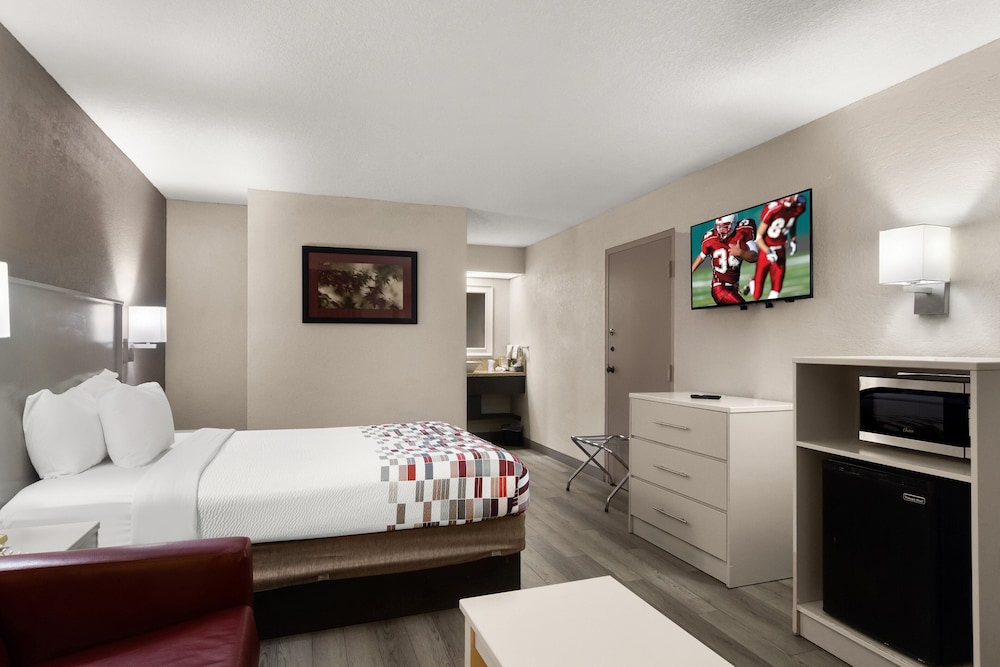 Red Roof Inn Kingsland - photo 20