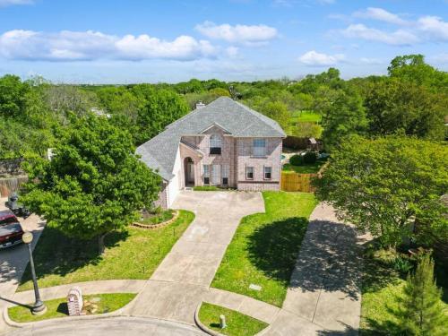 Wellness Oasis 5BR W Pool Huge Yard Fire Pit — 4-Star Luxury Hotel in Sachse, United States