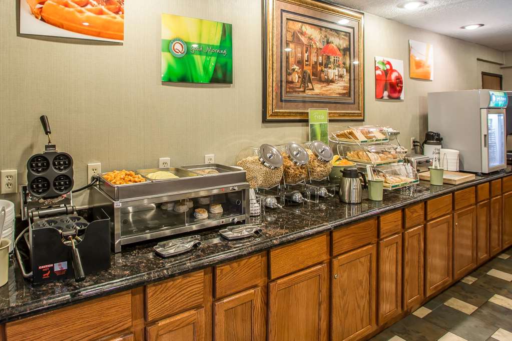 Quality Inn & Suites Marinette - photo 48