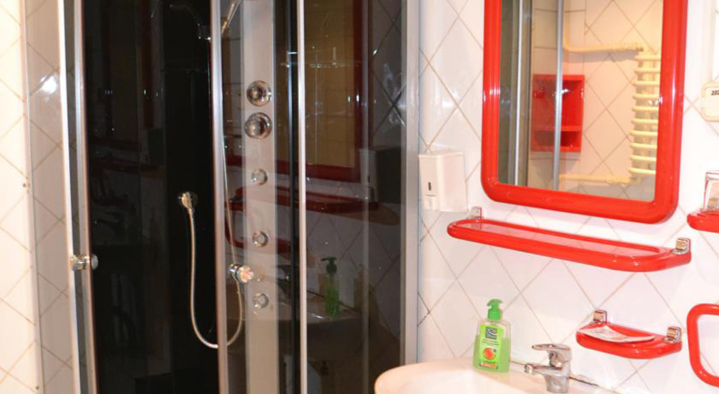 Mush - carbon neutral hotel in Kostroma