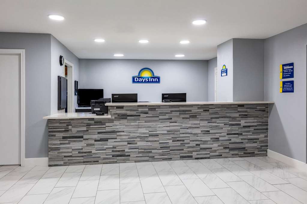 Days Inn by Wyndham Granbury - photo 7