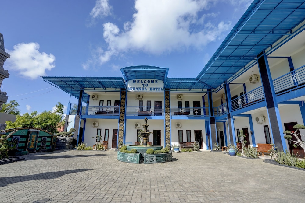 OYO 92907 Miranda Hotel Syariah — hotel in Gresik