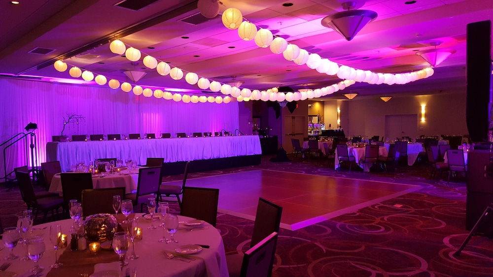 Holiday Inn Bloomington Airport by IHG - photo 54