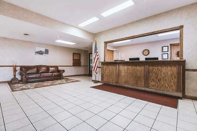 Sky Palace Inn & Suites Mccook - photo 3