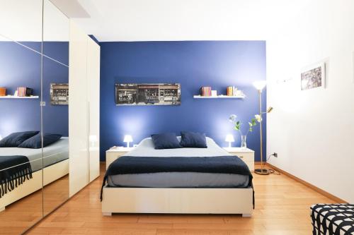 Chiara Guest House 34 M4 Metro blu — 4-Star Luxury Hotel in Milan, Italy