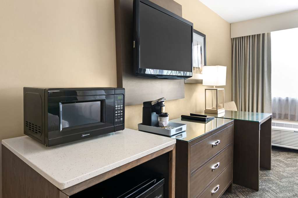 Best Western Plus Kansas City Sports Complex Hotel - photo 24