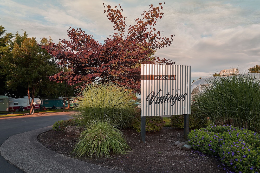 The Vintages Trailer Resort - photo 82
