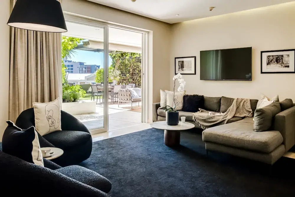 Secure 3bed Cape Town Holiday Apt at Carradale 302
