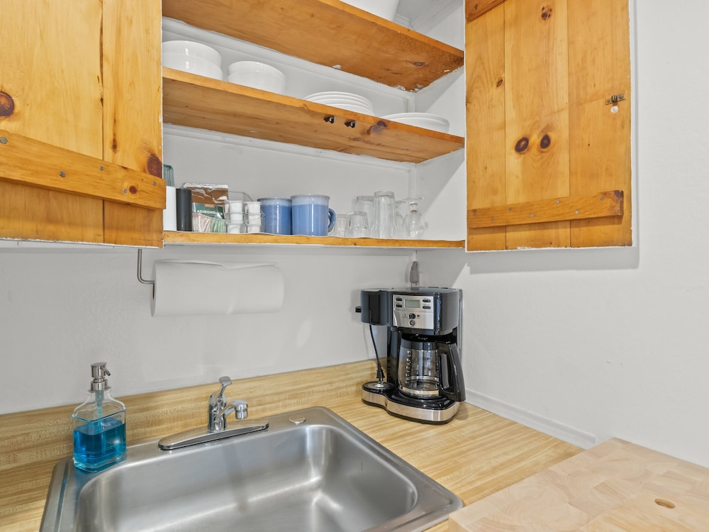 The Seagrove Suites & Guest Rooms - photo 32
