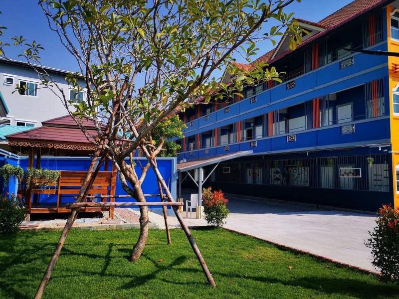 Blue Bed Pattaya Sha By Zuzu in Chon Buri, Thailand