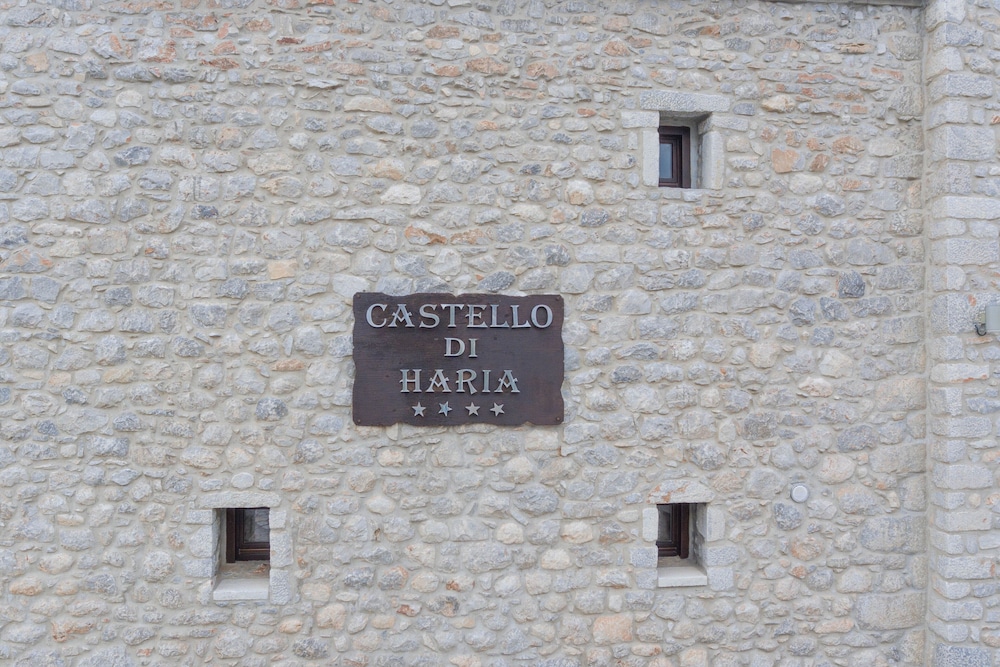 Castello di Haria in Archaia Olympia, Greece