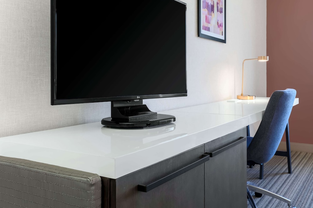 Hilton Garden Inn Reno - photo 13