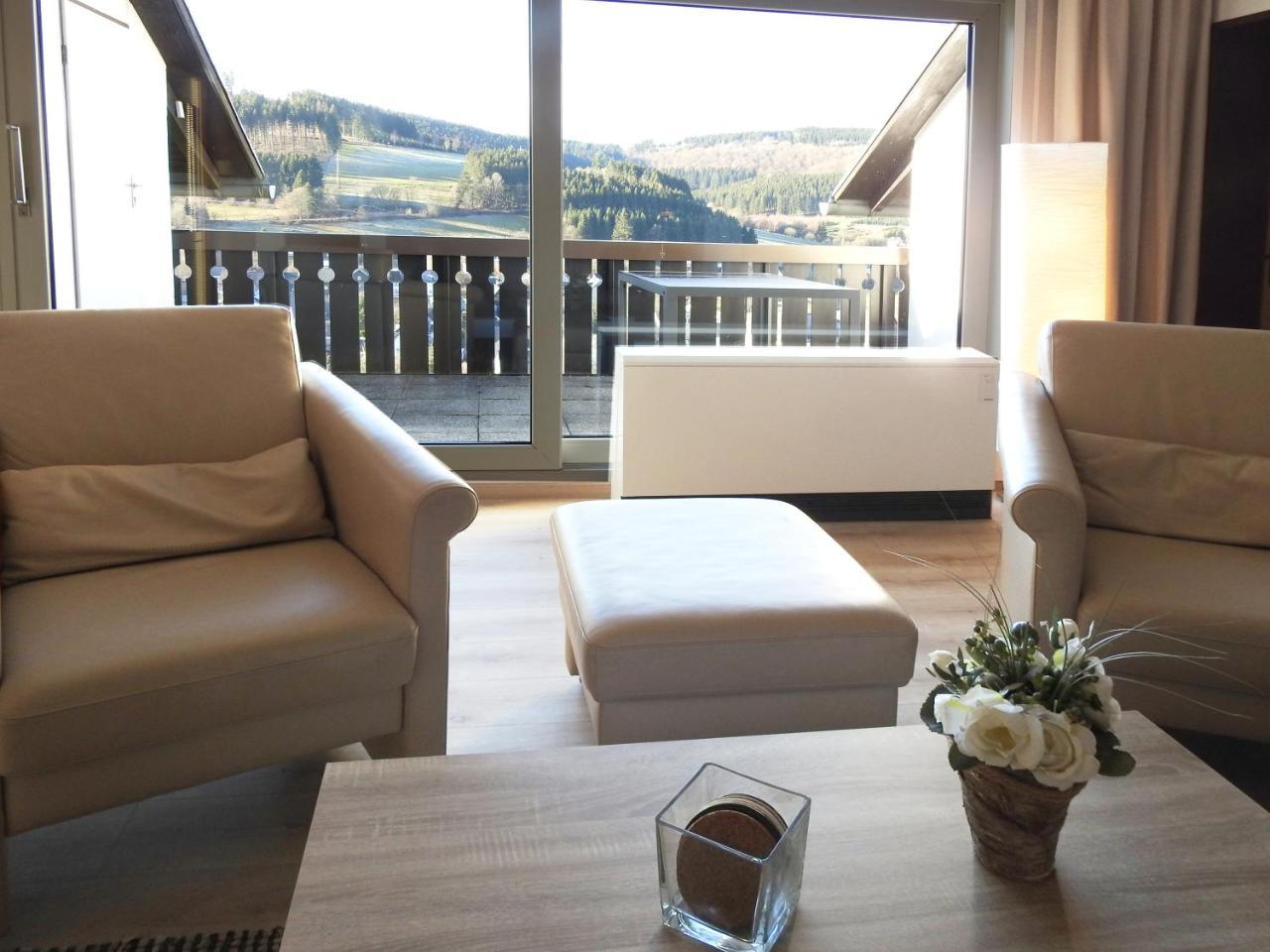 Ferienwohnung Frieda mit überdachtem Balkon — 4-Star Luxury Hotel in Winterberg, Germany