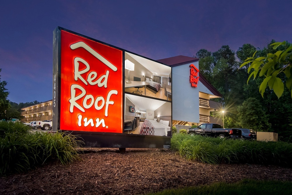 Red Roof Inn Durham Triangle Park - photo 33