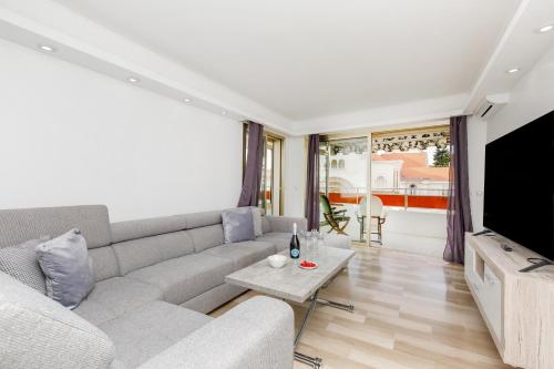 Les Liserons YourHostHelper — 4-Star Luxury Hotel in Cannes, France