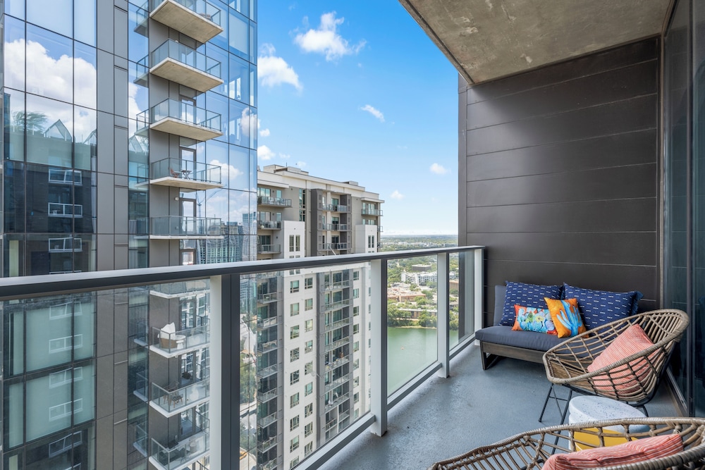 Austin Condo Hotel - photo 649