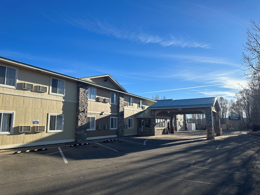 Days Inn & Suites by Wyndham Gunnison - photo 56
