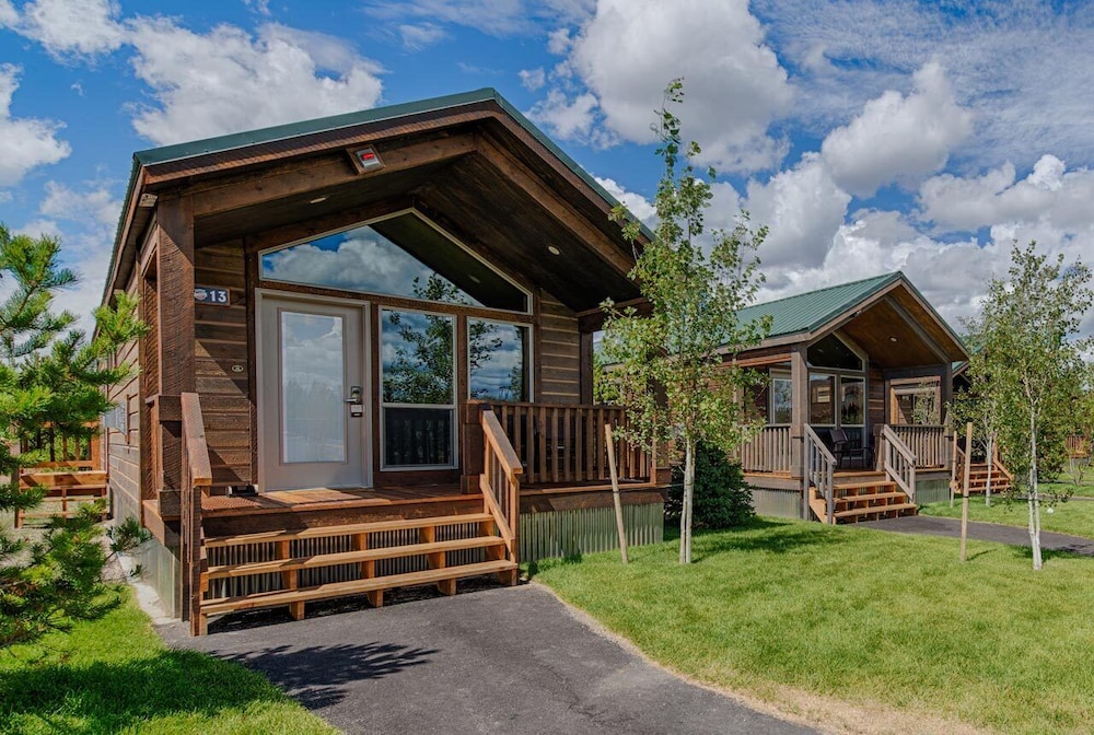 Explorer Cabins At Yellowstone - photo 75