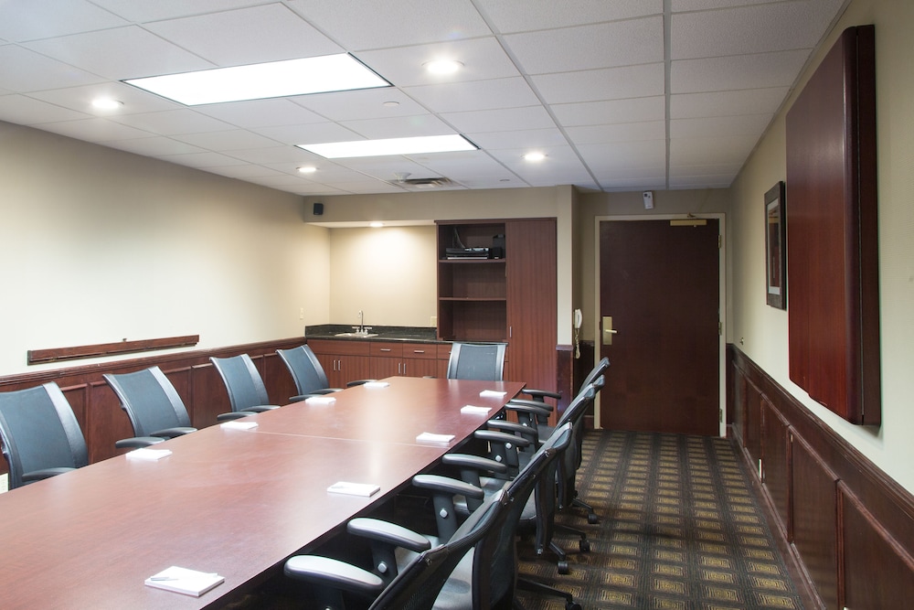 Hampton Inn Oxford West - photo 65