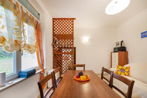 Casa Manuela Euroresidence Garda vicino al Lago — 4-Star Luxury Hotel in Garda, Italy