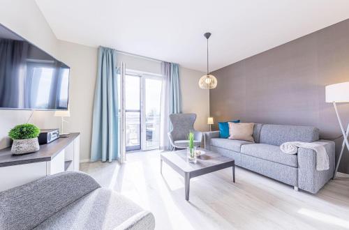 Boddenglück mit 2 Schlafzimmer und Ostbalkon — 4-Star Luxury Hotel in Wustrow, Germany