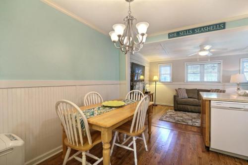 Donna`s Escape in Tybee Island, United States