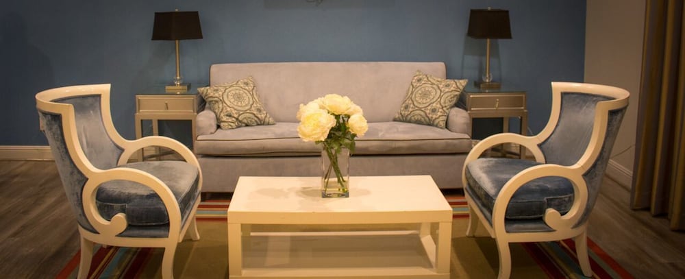 L.A. Sky Boutique Hotel - photo 12