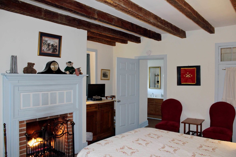 Battlefield Bed & Breakfast Inn - photo 24