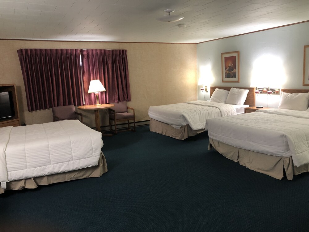 Americas Best Value Dakota Cowboy Inn - photo 30