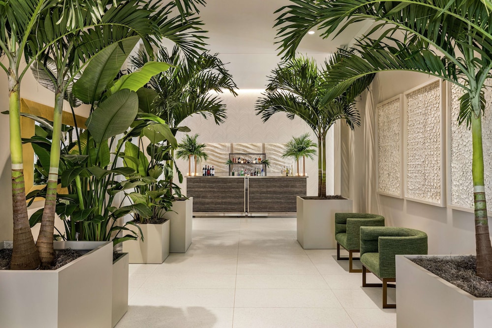 Embassy Suites by Hilton Panama City Beach Resort - photo 82