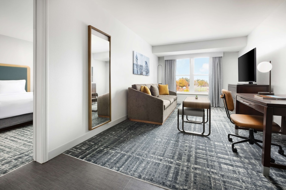 Homewood Suites by Hilton Manchester Airport - photo 9