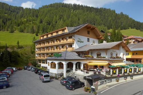 Hotel Berghof - last minute hotel in Sankt Michael Im Lungau