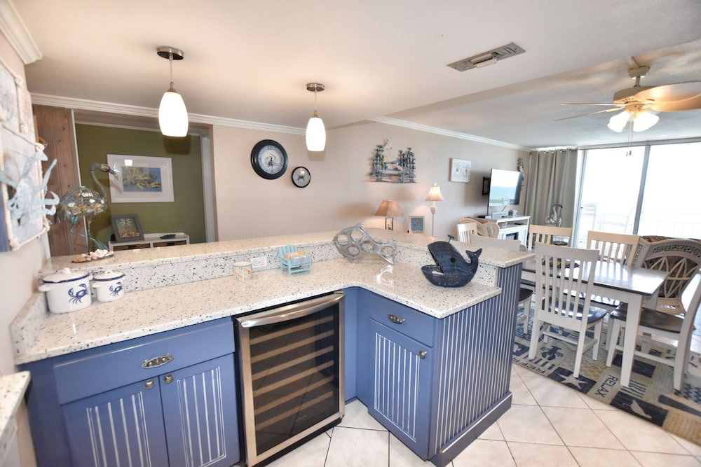 0801 Waters Edge Resort condo - photo 13