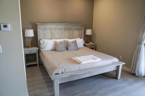 Hotel Whiskey in Pascagoula - photo 23