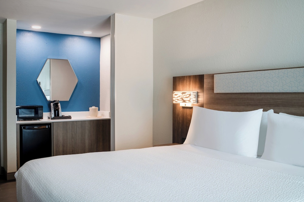 Holiday Inn Express & Suites Wilson I 95 By IHG - photo 21