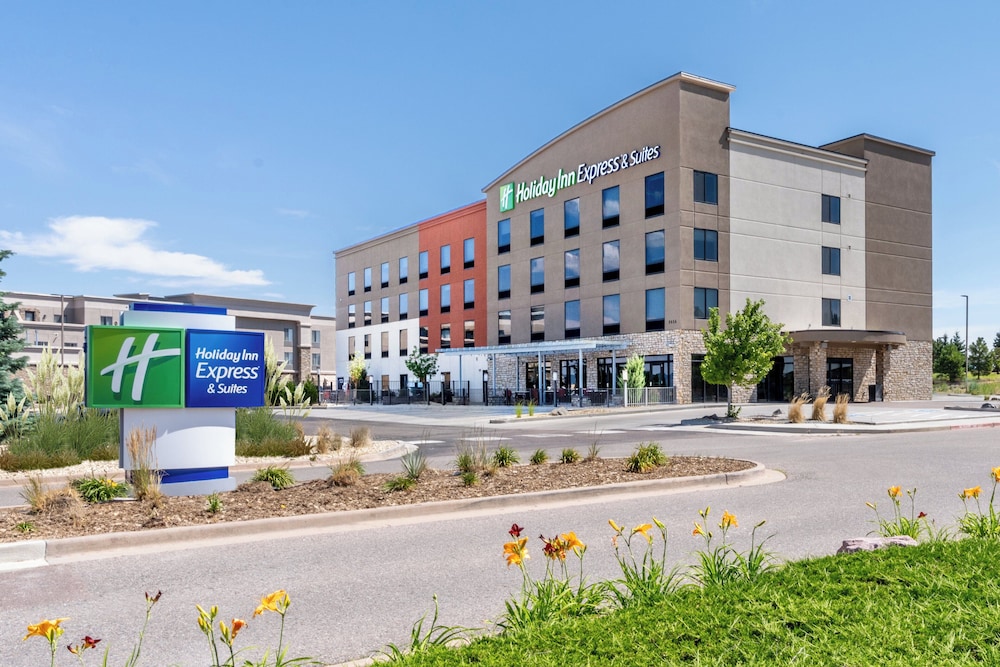 Holiday Inn Express & Suites Colorado Springs AFA Northgate