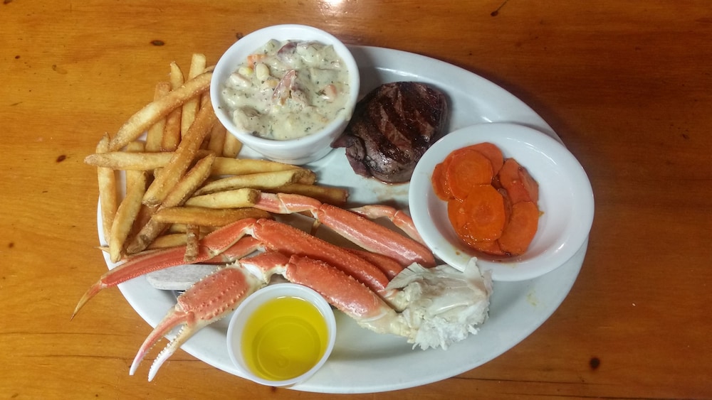 Gwin's Lodge & Roadhouse Est. 1952 - photo 66