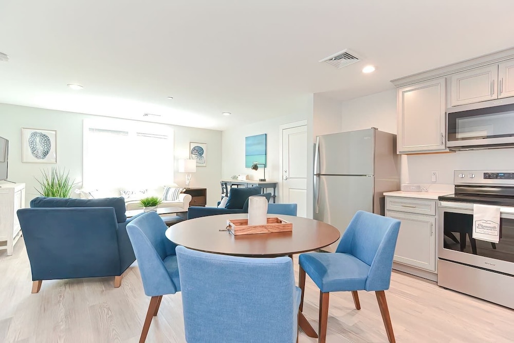 Harbourtown Suites - photo 29
