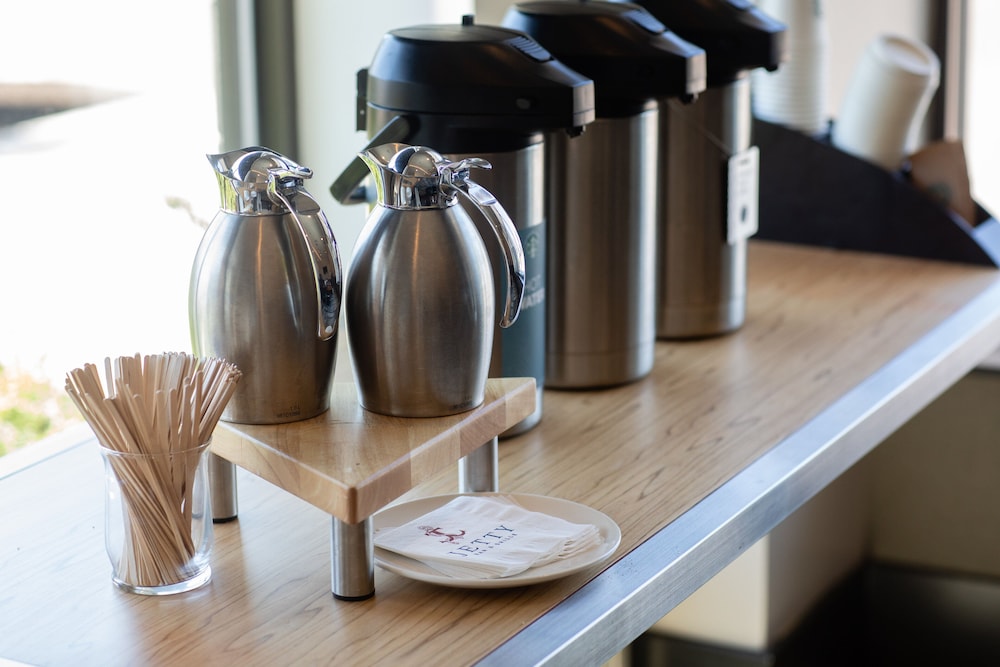 Hotel Indigo Everett Waterfront Place by IHG - photo 81