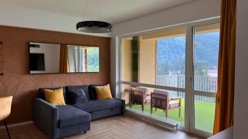 Hello Mountains Apartaments Sinaia — 4-Star Luxury Hotel in Sinaia, Romania