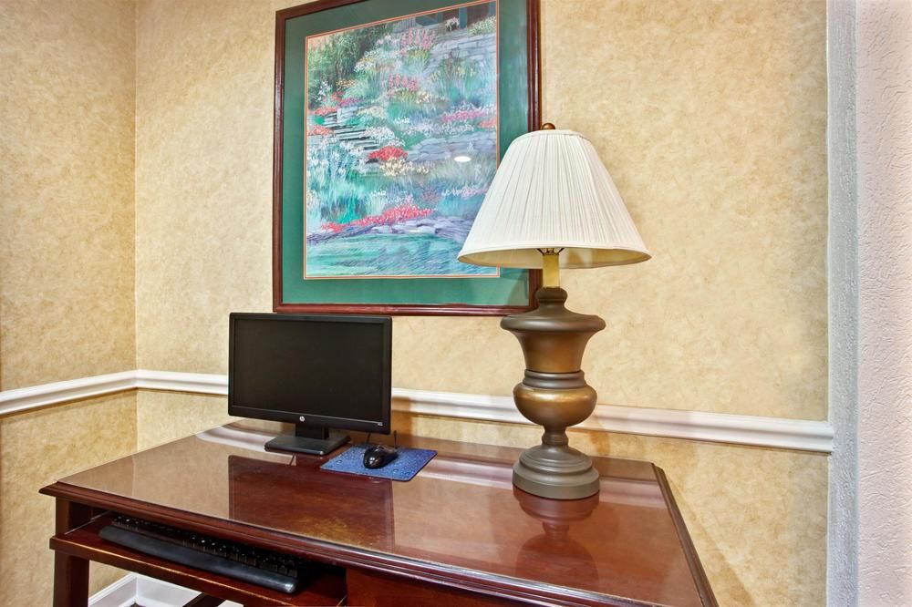 Knights Inn Jackson North Ridgeland - photo 10