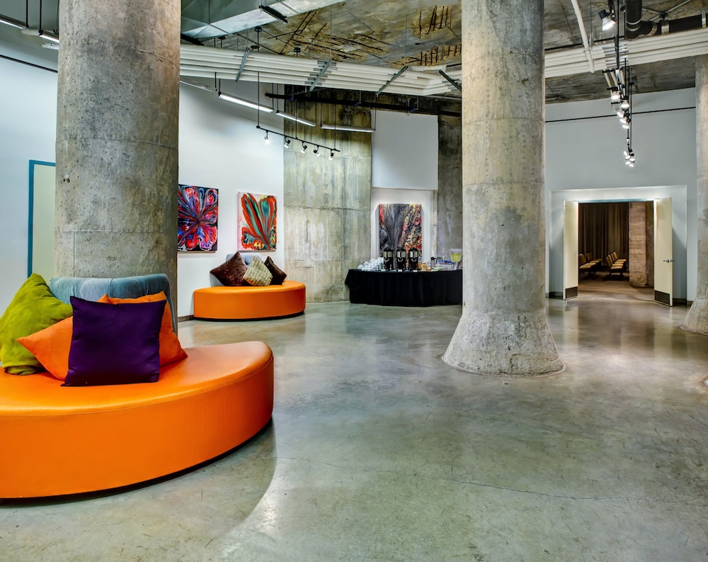 Aloft Dallas Downtown - photo 32