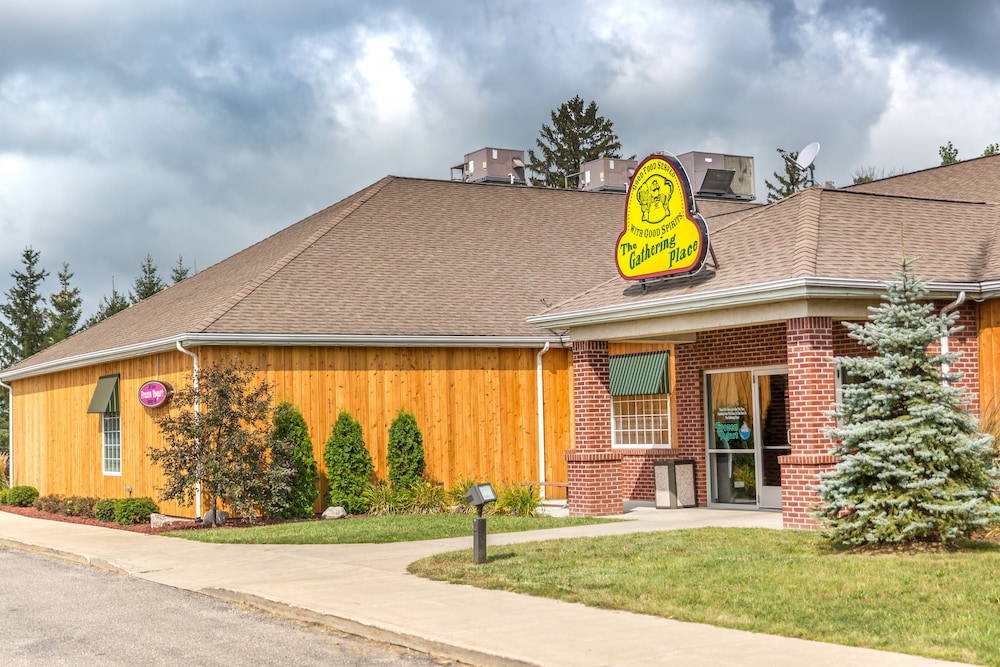 Ameriway Inn and Suites - photo 14